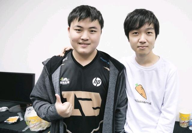 经验丰富的 经验丰富的